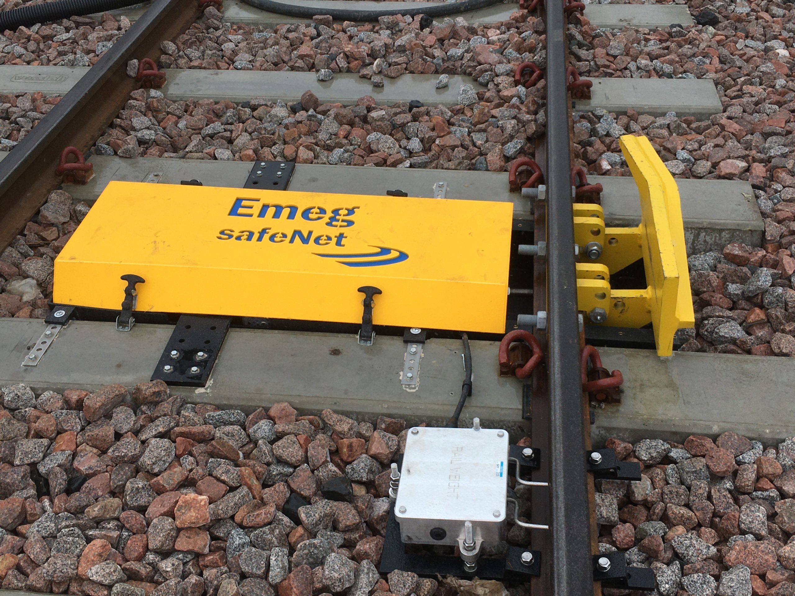 safeNet automatic derailer for rail depot protection